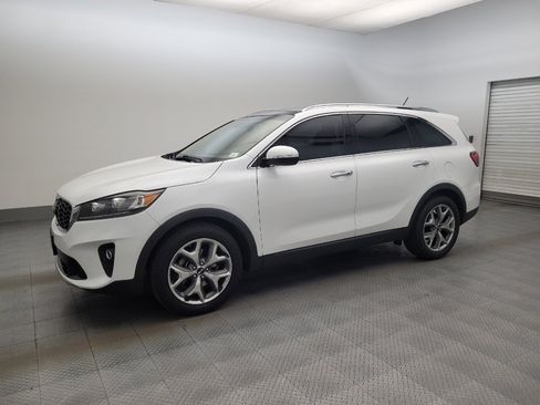 Used 2019 Kia Sorento EX FWD image 2