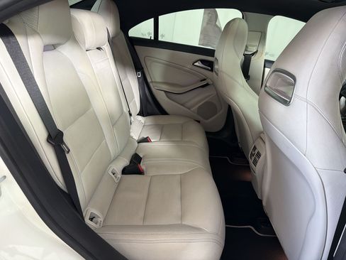 Used 2015 Mercedes-Benz CLA 250 4MATIC image 30