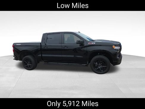 Used 2022 Chevrolet Silverado 1500 LT Trail Boss w/ Protection Package AWD/4WD image 2
