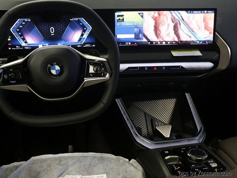 Used 2025 BMW X3 xDrive30i w/ Premium Package image 16