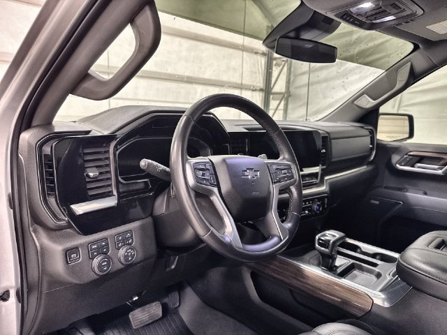 Used 2022 Chevrolet Silverado 1500 RST w/ RST All Star Premium Package AWD/4WD image 10