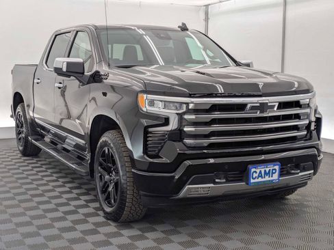 Used 2024 Chevrolet Silverado 1500 High Country w/ Technology Package image 8