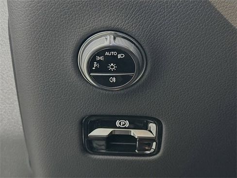 New 2026 Mercedes-Benz GLC 300 GLC 300 image 10