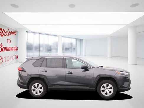 Certified 2024 Toyota RAV4 LE AWD/4WD image 5