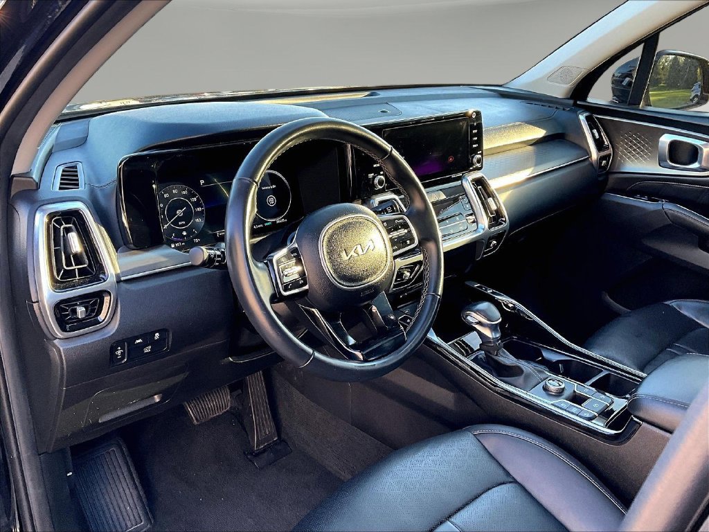 Used 2023 Kia Sorento SX FWD image 21