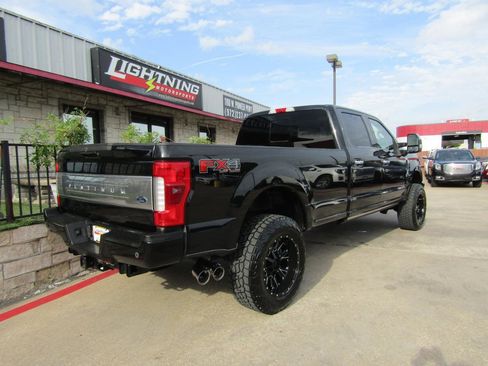Used 2018 Ford F350 Platinum w/ Platinum Ultimate Package AWD/4WD image 4