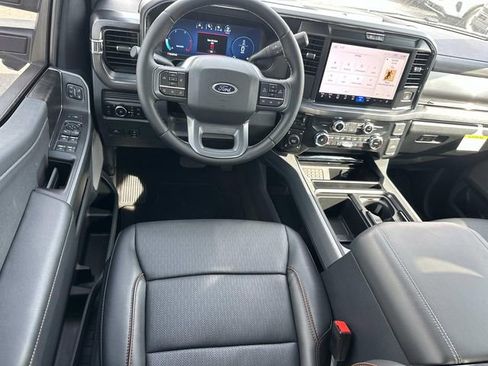 New 2026 Ford F250 Lariat w/ Black Appearance Package image 21