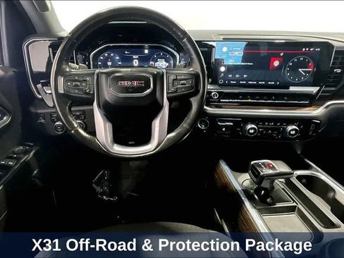 Used 2022 GMC Sierra 1500 Elevation AWD/4WD image 12