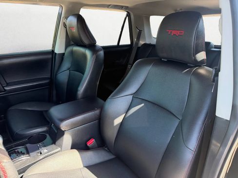 Used 2019 Toyota 4Runner TRD Pro AWD/4WD image 14