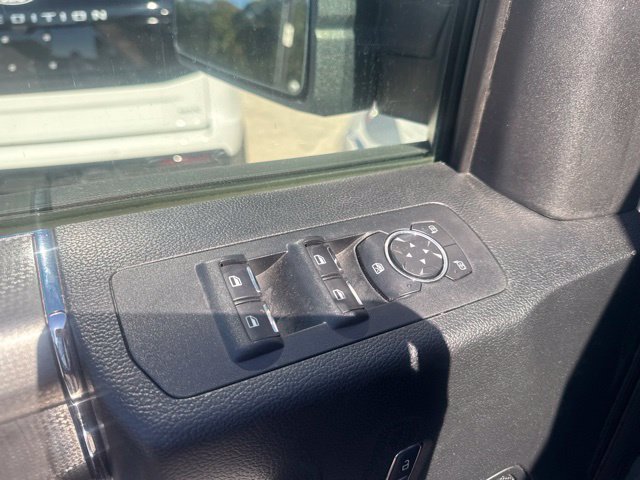 Used 2016 Ford F150 XLT w/ Equipment Group 302A Luxury AWD/4WD image 22
