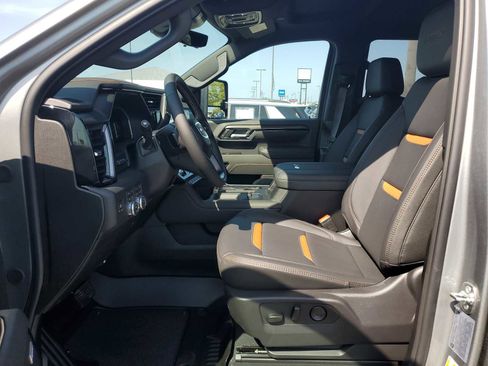 New 2026 GMC Sierra 3500 AT4 w/ Technology Package AWD/4WD image 14