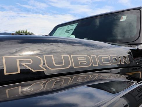 New 2025 Jeep Wrangler Unlimited Rubicon 392 image 13