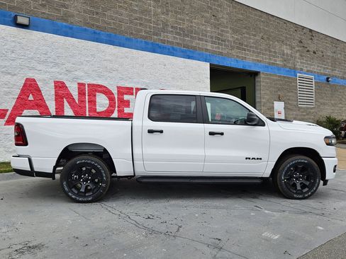 New 2026 RAM 1500 Express image 8