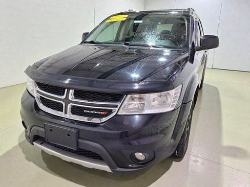 Used 2017 Dodge Journey GT w/ Flexible Seating Group image 2