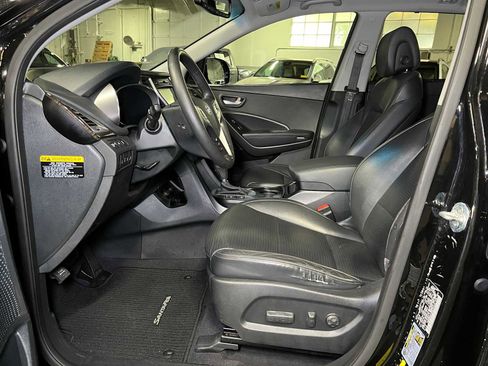 Used 2014 Hyundai Santa Fe Limited w/ Ultimate Package 07 image 25