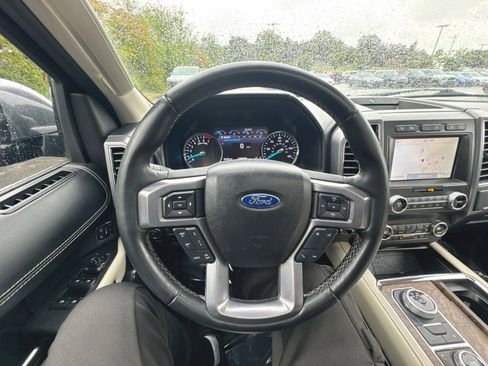 Used 2021 Ford Expedition Platinum AWD/4WD image 18