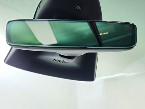 Used 2022 Tesla Model X image 58