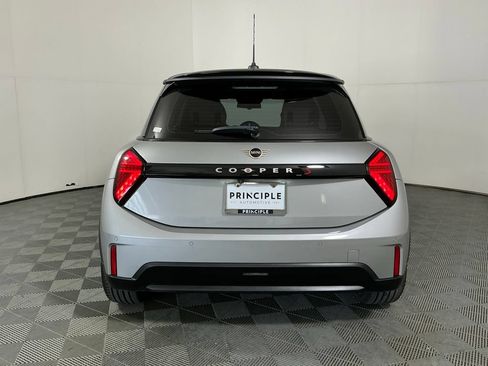 Certified 2025 MINI Cooper S FWD image 6