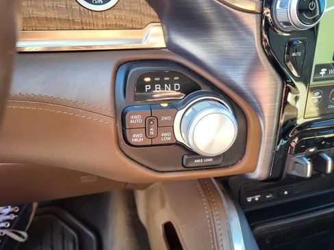 Used 2019 RAM 1500 Laramie Longhorn image 20