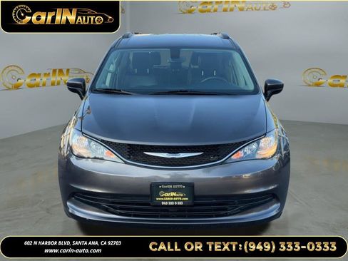 Used 2020 Chrysler Voyager Lxi image 2