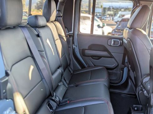 New 2026 Jeep Gladiator Rubicon image 18