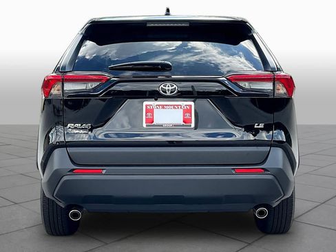 Used 2025 Toyota RAV4 LE FWD image 5