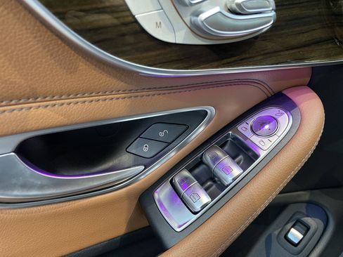 Used 2020 Mercedes-Benz C 300 4MATIC Cabriolet image 16