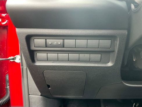 New 2025 Mitsubishi Outlander ES image 10