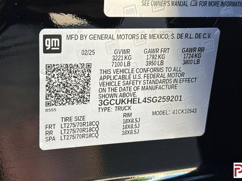 Certified 2025 Chevrolet Silverado 1500 ZR2 AWD/4WD image 36