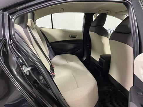 Certified 2022 Toyota Corolla LE image 9