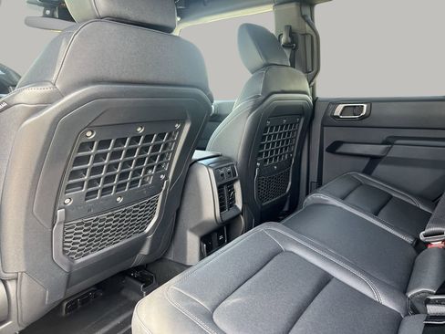 New 2025 Ford Bronco Big Bend w/ Black Diamond Package image 15