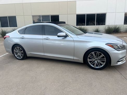 Used 2018 Genesis G80 3.8 w/ Option Group 02 image 11