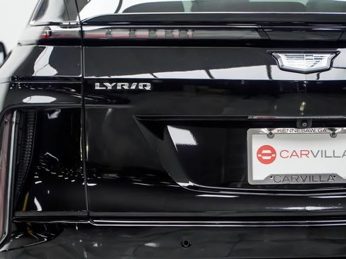 Used 2024 Cadillac Lyriq Sport RWD image 15