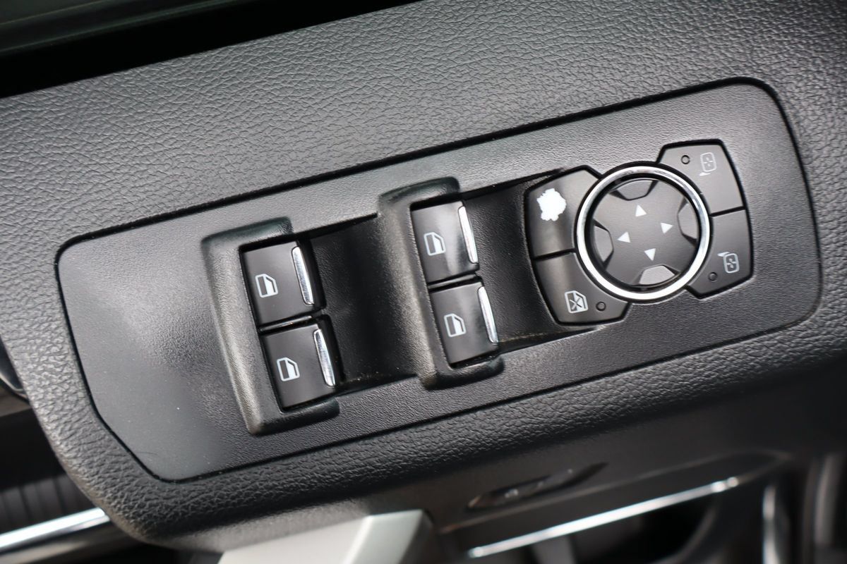 Used 2015 Ford F150 Lariat AWD/4WD image 27
