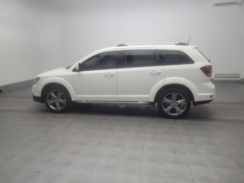 Used 2018 Dodge Journey Crossroad FWD image 3