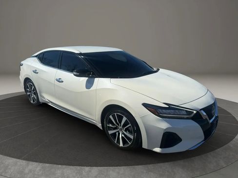 Used 2023 Nissan Maxima SV w/ Floor Mat Group FWD image 5