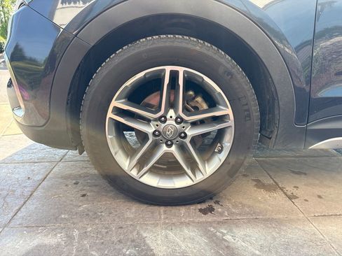 Used 2019 Hyundai Santa Fe XL image 9