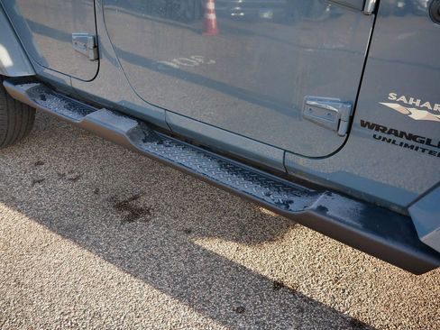 Used 2014 Jeep Wrangler Unlimited Sahara w/ Dual Top Group image 51