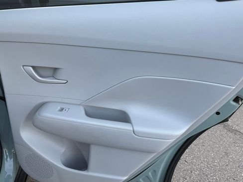 Used 2024 Hyundai Kona SEL image 25