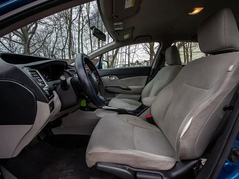Used 2013 Honda Civic LX image 8