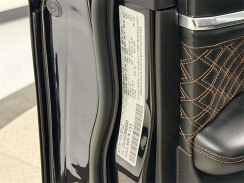 Certified 2022 Jeep Grand Cherokee Summit w/ Luxury Tech Group V image 27