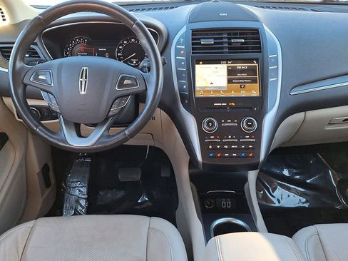 Used 2019 Lincoln MKC Reserve w/ MKC Climate Package image 16