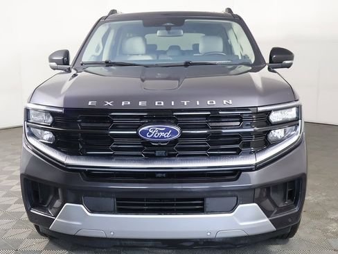 Used 2025 Ford Expedition Max Platinum image 15