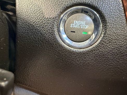 Used 2010 Cadillac SRX Luxury AWD/4WD image 46
