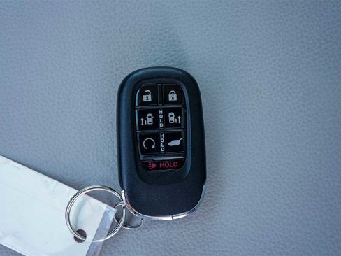 Certified 2026 Honda Odyssey Touring image 20