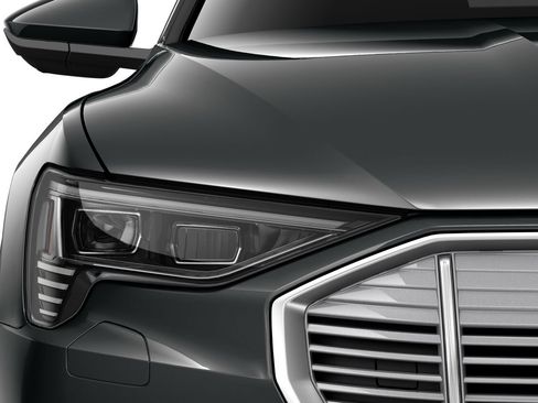Certified 2022 Audi e-tron Premium Plus w/ Premium Plus Package AWD/4WD image 6