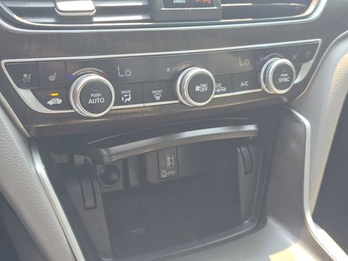 Used 2019 Honda Accord Touring image 28