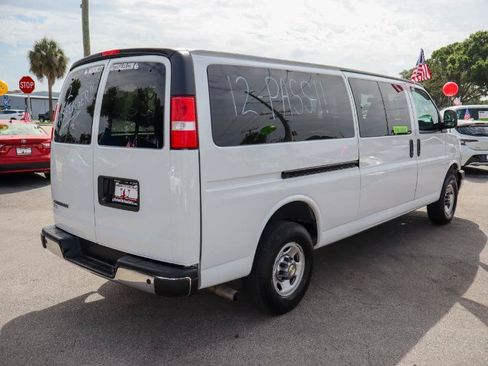 Used 2024 Chevrolet Express 3500 LT w/ LT Preferred Equipment Group RWD image 6