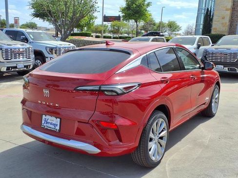 New 2026 Buick Envista Avenir FWD image 3