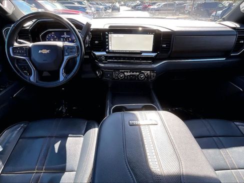 Used 2024 Chevrolet Silverado 3500 High Country w/ High Country Premium Package image 15